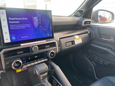 2026 Toyota 4Runner i-FORCE MAX - Photo 14