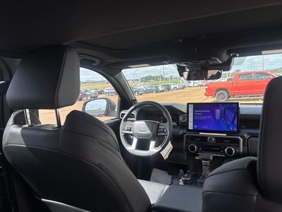 2026 Toyota 4Runner i-FORCE MAX - Photo 28