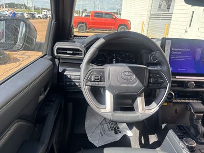 2026 Toyota 4Runner i-FORCE MAX - Photo 4