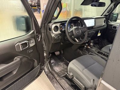 2026 Jeep Wrangler — photo 14 view