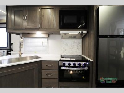 2026 Gulf Stream RV Envision Signature Series — photo 19 view