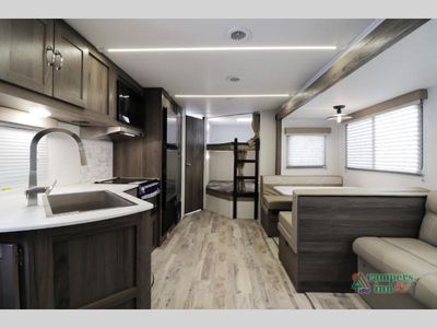 2026 Gulf Stream RV Envision Signature Series — photo 11 view