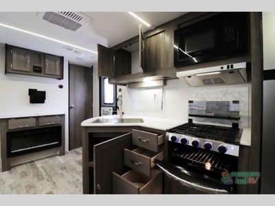 2026 Gulf Stream RV Envision Signature Series — photo 20 view