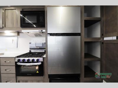 2026 Gulf Stream RV Envision Signature Series — photo 24 view