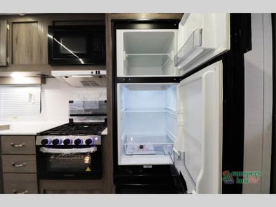 2026 Gulf Stream RV Envision Signature Series — photo 23 view