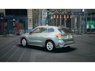 2026 BMW X1 xDrive28i — side profile view