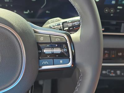 2026 Kia Carnival — photo 32 view