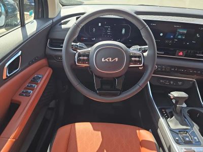 2026 Kia Carnival — photo 14 view