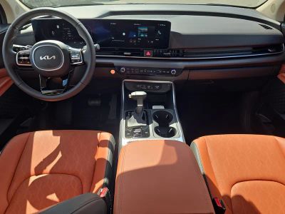 2026 Kia Carnival — photo 13 view