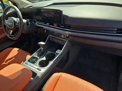 2026 Kia Carnival — photo 12 view