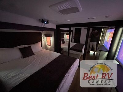 2026 Forest River RV Sabre - Photo 92