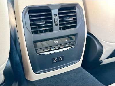2026 BMW 3 Series — photo 20 view