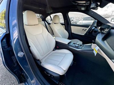 2026 BMW 3 Series — photo 23 view