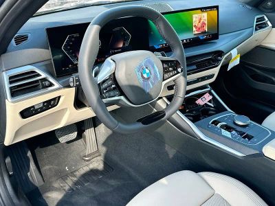 2026 BMW 3 Series — photo 7 view