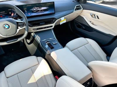 2026 BMW 3 Series — photo 18 view