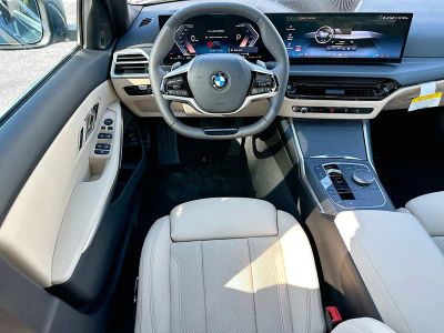 2026 BMW 3 Series — photo 17 view