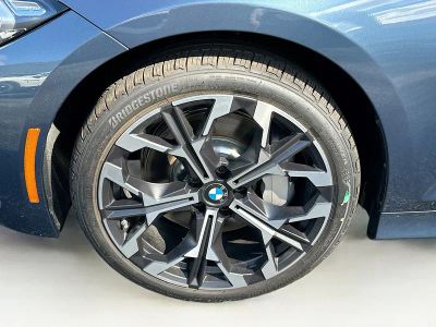 2026 BMW 3 Series — photo 26 view