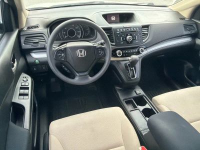 2016 Honda CR-V — interior view