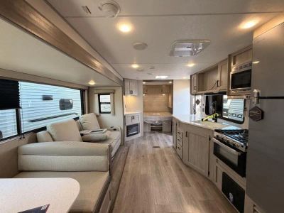 2026 Coachmen RV Catalina Legacy Edition - Photo 11