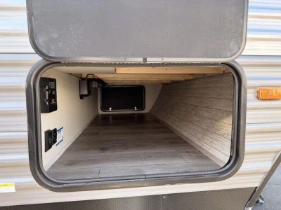 2026 Coachmen RV Catalina Legacy Edition - Photo 2