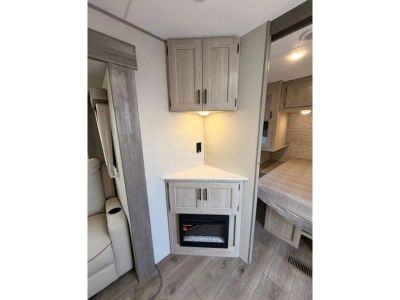 2026 Coachmen RV Catalina Legacy Edition - Photo 6