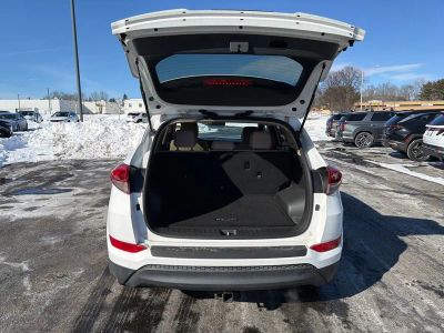 2018 Hyundai Tucson SE - Photo 1