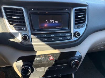 2018 Hyundai Tucson SE - Photo 19