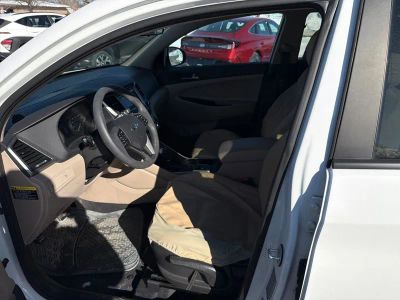 2018 Hyundai Tucson SE - Photo 14