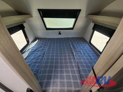 2024 Forest River RV Wildwood FSX — photo 21 view