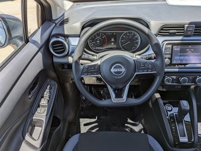 2025 Nissan Versa - Photo 15