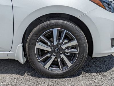 2025 Nissan Versa - Photo 11