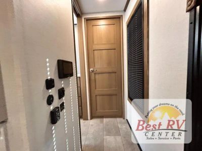 2026 Keystone RV Fuzion - Photo 62