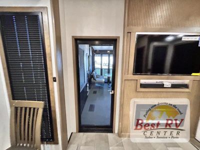 2026 Keystone RV Fuzion - Photo 101