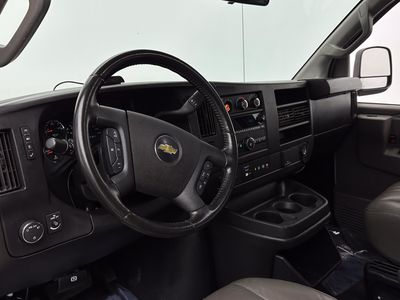 2022 Chevrolet Express Cargo Van - Photo 8