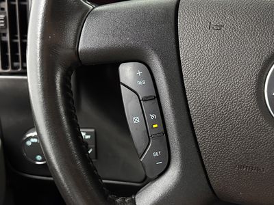 2022 Chevrolet Express Cargo Van - Photo 14