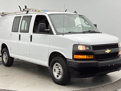 2022 Chevrolet Express Cargo Van - Photo 3