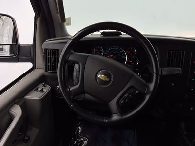2022 Chevrolet Express Cargo Van - Photo 18