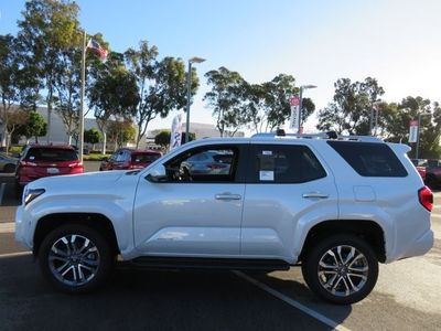 2026 Toyota 4Runner - Photo 8