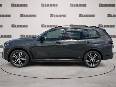 2027 BMW X7 — side profile view