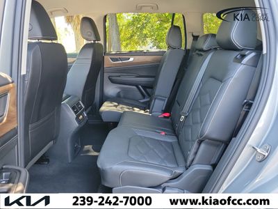 2026 Volkswagen Atlas — photo 13 view