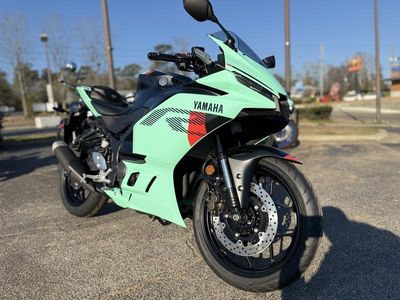2026 Yamaha YZF-R3 - Photo 2
