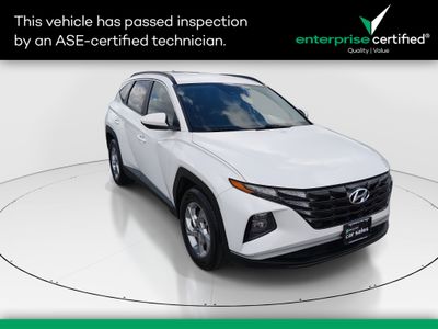 2024 Hyundai Tucson SEL FWD — front three-quarter view