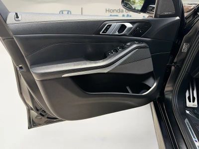 2021 BMW X5 — photo 21 view