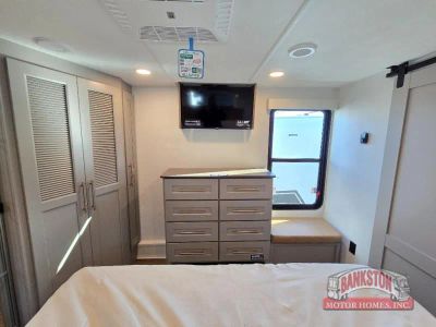 2026 Paradigm 340RL - Photo 38
