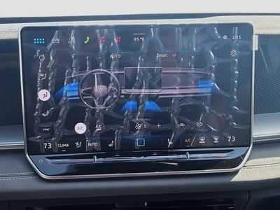 2026 Volkswagen Tiguan — photo 14 view