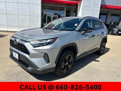 2025 Toyota RAV4 - Photo 24