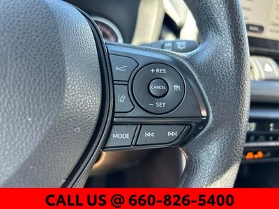 2025 Toyota RAV4 - Photo 15