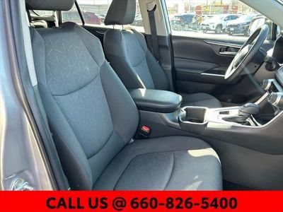2025 Toyota RAV4 - Photo 27