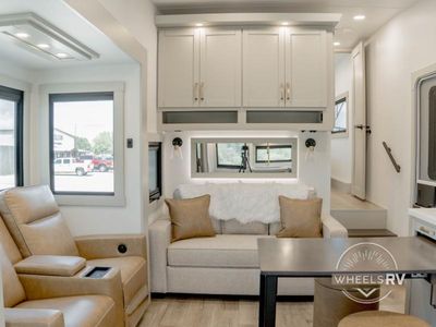 2026 Brinkley Model Z - Photo 12