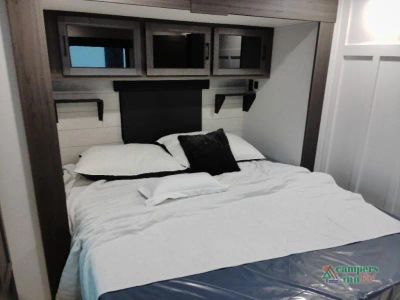 2026 Venture RV SportTrek Touring Edition — photo 25 view